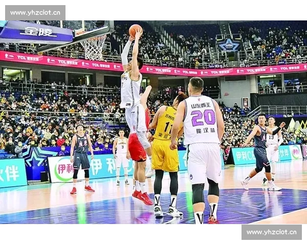 全球体育焦点汇总：最新赛事战报与明星动态全解析